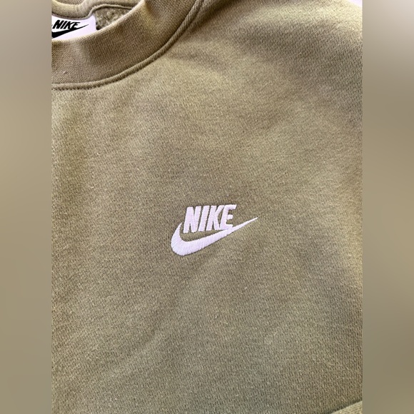 NIKE Men’s sportswear club sage fleece crewneck - Picture 3 of 5